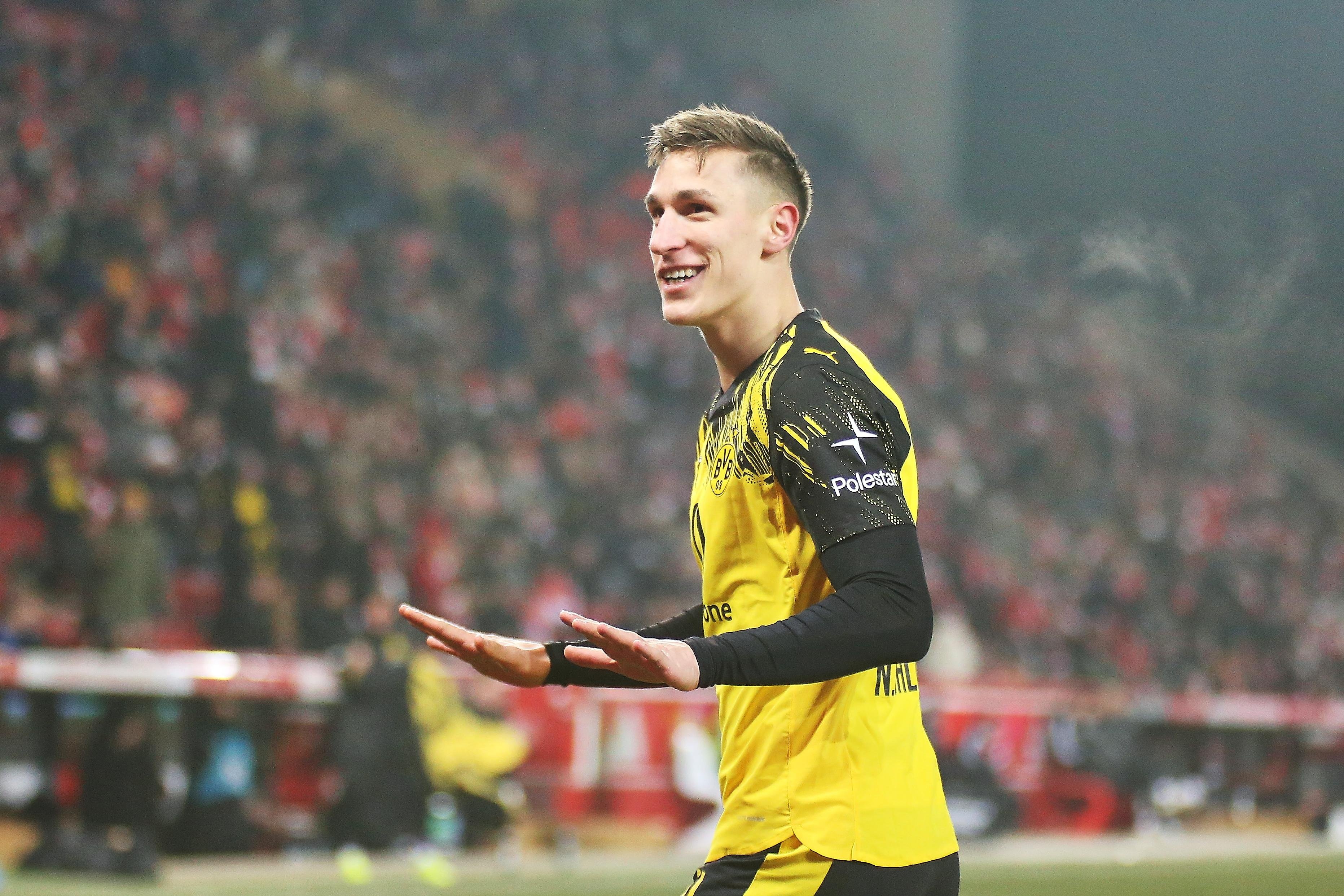 罗马诺：皇马关注施洛特贝克情况，派出球探考察他的表现